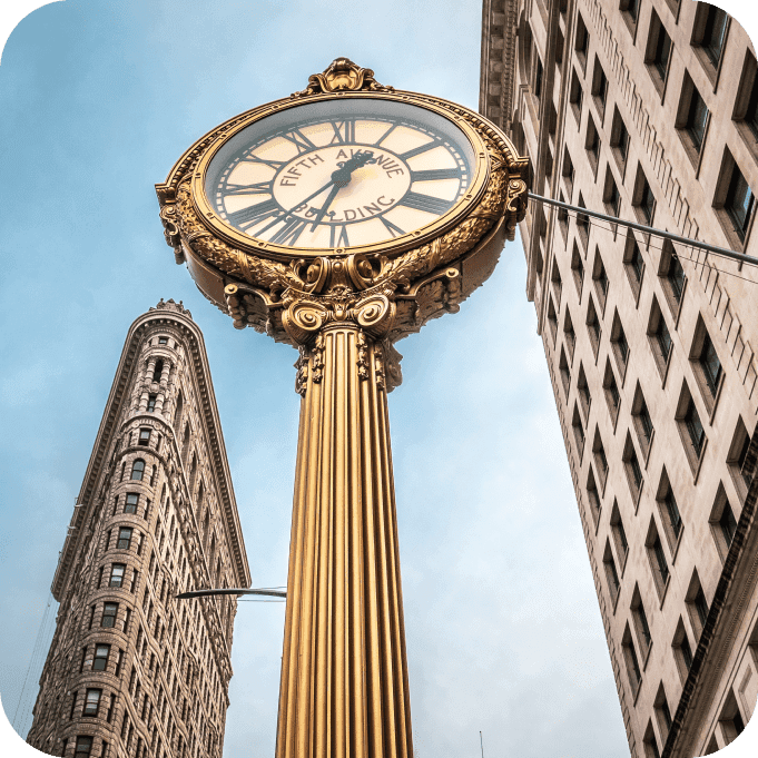 5TH Avenue Clock